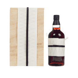 Yamazaki 25 Year Old, Limited Edition       thumbnail 2