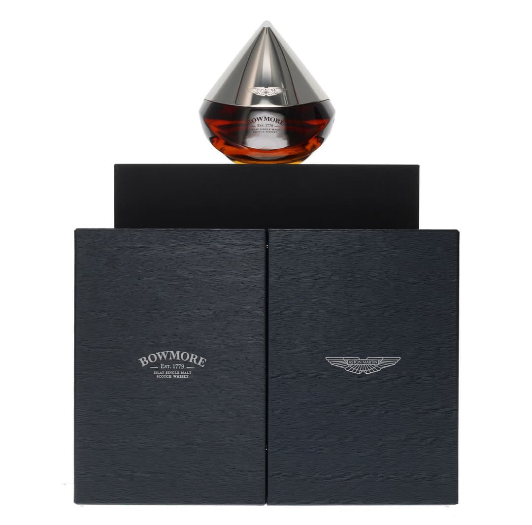 BOWMORE ARC 52 YEAR OLD
