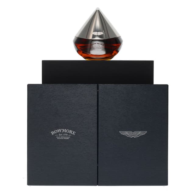 BOWMORE ARC 52 YEAR OLD